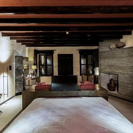 Carus 4*